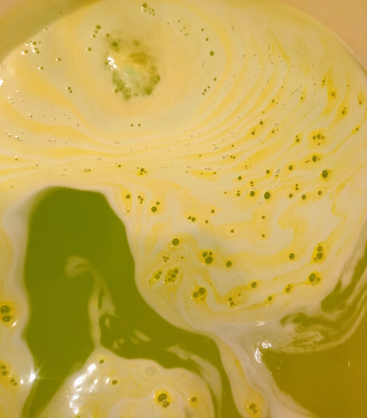 Coconut Lime Bath Bomb