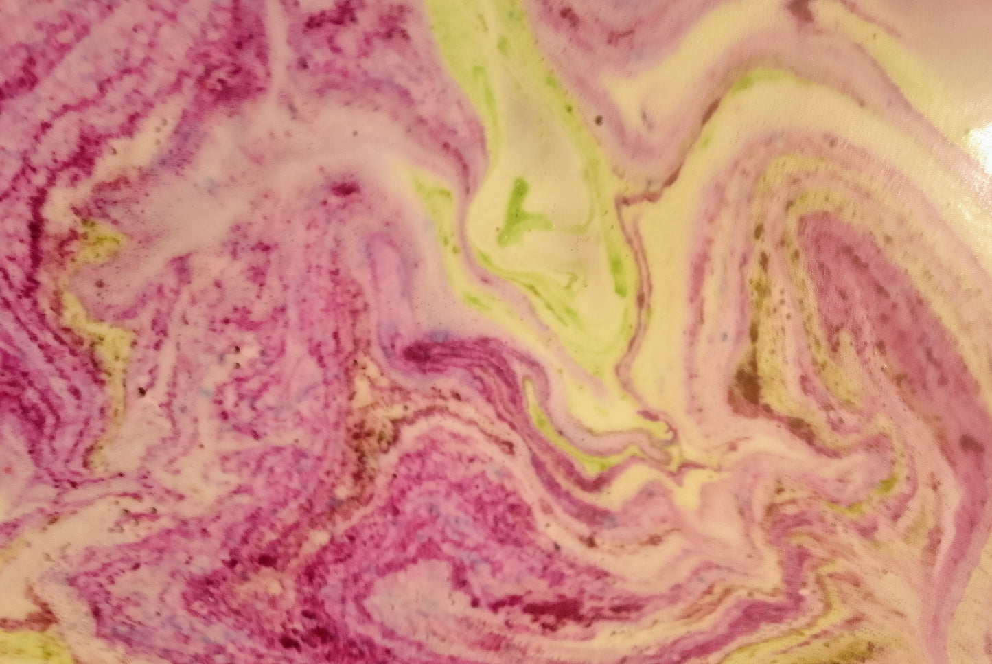 Sweet Pea and Jasmine Bath Bomb
