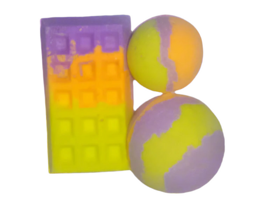 Passionfruit and Lychee Sorbet Bath Bomb